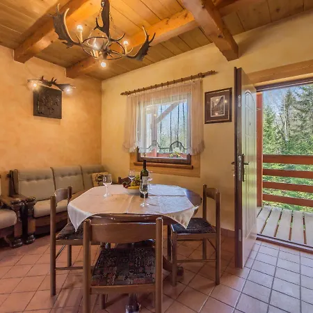 In With Pool Dom wakacyjny