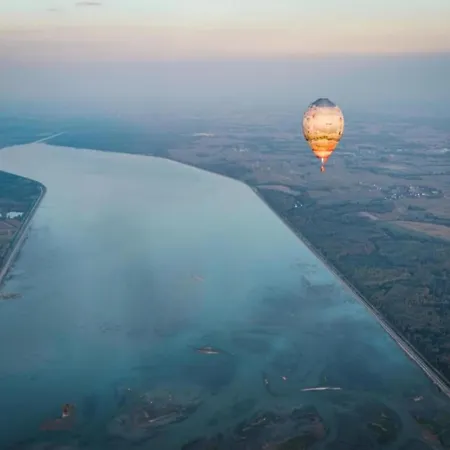 Vakantiehuis In With Pool *