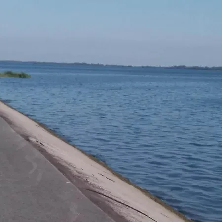 Дом отдыха In With Pool *