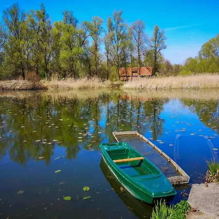 Дом отдыха In With Pool Brod Moravice